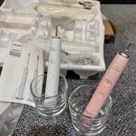 Sonicare Diamondclean item