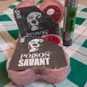Atom Red Savant Poisons (8) & Set of Swiss Bionic Bearings item