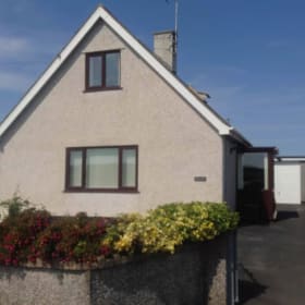 2 Nights stay - 6 guest holiday home Rhosybol (Anglesey) item