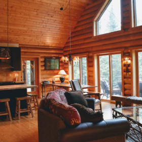 Lake Chippewa (WI) Chalet Stay (Up to 7 Nights) item