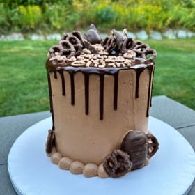 Custom 8" Cake or 24 Cupcakes item