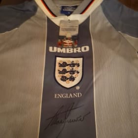 Signed Alan Shearer England Shirt item