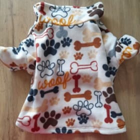 Pawprint dog fleece item