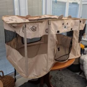 Dog/puppy pen item