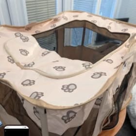 Dog/puppy pen item