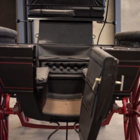 Wagonette/Omnibus/Top-break item