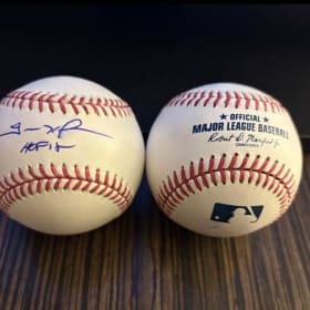 Trevor Hoffman autographed baseball item