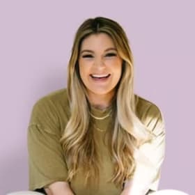 1:1 Podcast Coaching Session item