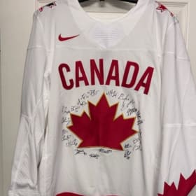 Autographed 2024 National Women's Team Replica Jersey item