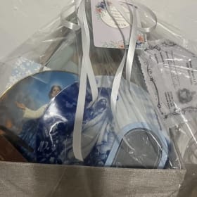 The "Main Street" Dine & Decor Set item