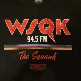 STRANGER THINGS T SHIRT NEW SIZE L WSQK THE SQUAWK item