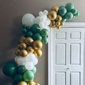 Custom Balloon Garland item