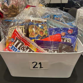 Sweet Tooth Basket item