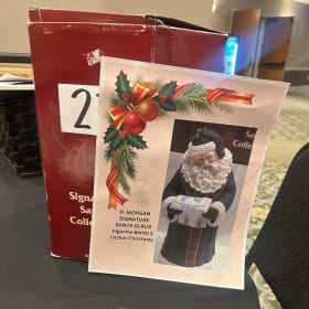Signature Santa Claus Figurine item