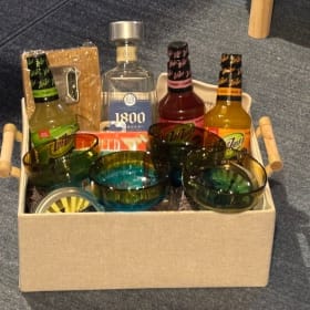 Margarita Basket item