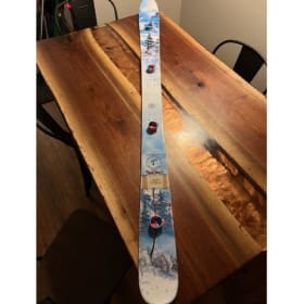 Jskis Shot Ski item