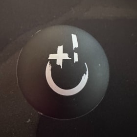 baume a lèvre/Lip balm item