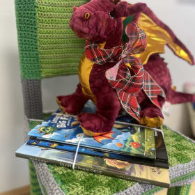 Crochet Toddler Chair (Melissa & Doug) New Books/Dragon item