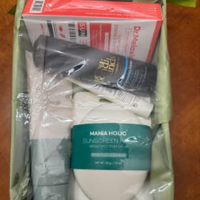 Gift Basket: Sun Care - Early Bird item