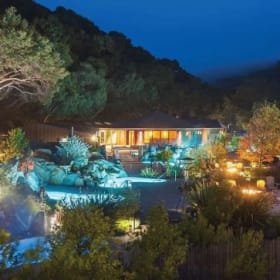 2 Certificates of Admission at Refuge Spa item