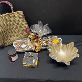 7. Golden Tiger Entertaining Set item