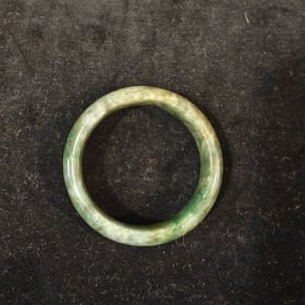 Photo of 💚Natural Burmese Jadeite Bangle (Deep Green)