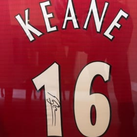 Roy Keane Signed Manchester United Framed Shirt item