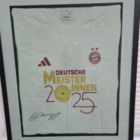 Georgia Stanway Signed Bayern Munich Framed Training Top item