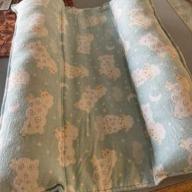 Hop N Flop Sheep / 3 available item