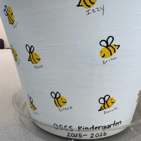 Kindergarten Thumbprint Flower Pot item