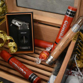 Premium Cigar & Humidor Set item