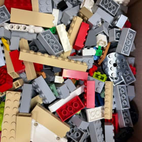 Lego 6 of 6 - 2kg of Lego item
