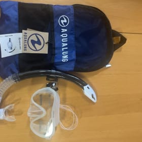 Aqualung mask and tuba adult item