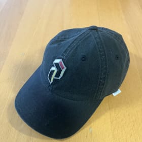 Peak Performance hat adult ajustable item