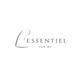Private shopping experience at l'Essentiel & Max Mara Scarf item