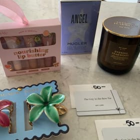 Bowtie & Beauty item