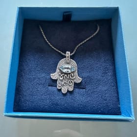 Hamsa Pendant item