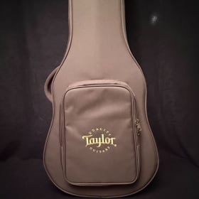 2. Unplugged With Taylor item