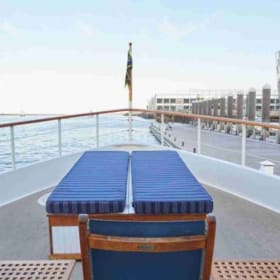 Charles River Boat Company: 4 Tickets for Sightseeing Tour item