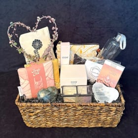 Raffle P - Peace, Love and Plants item