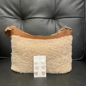 Purse with Beautiful heart earrings item