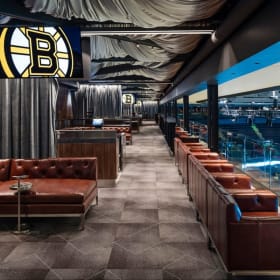 Alex Warren Concert Suite for 2 (set 1) item