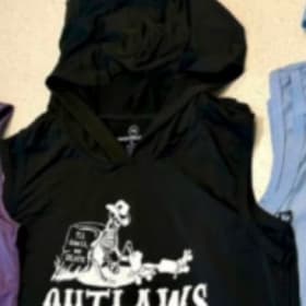 Women hood crop black item