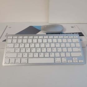 OMOTON Ultra-Slim Wireless Keyboard & Mouse Set item