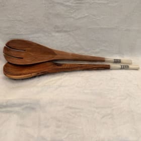 16: Salad Tongs item