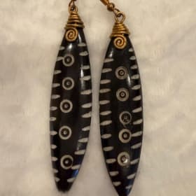 Bone carved earring (elipse) item 57 item