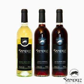 Photo of 🍷Wine Gift Basket – Sanduz Estate Wines (3 Bottles)