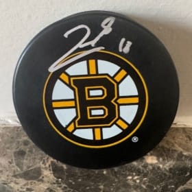 Bruins Autographed Puck - Forward Pavel Zacha item