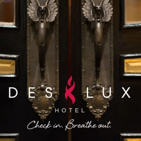 Des Lux Hotel item