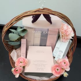 Mary Kay Basket 2 item